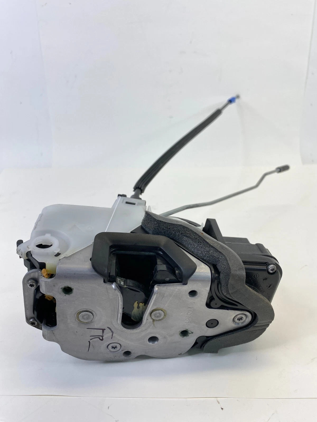 2011-2016 CHEVROLET CRUZE FRONT RIGHT PASSENGER DOOR LOCK LATCH 13579523