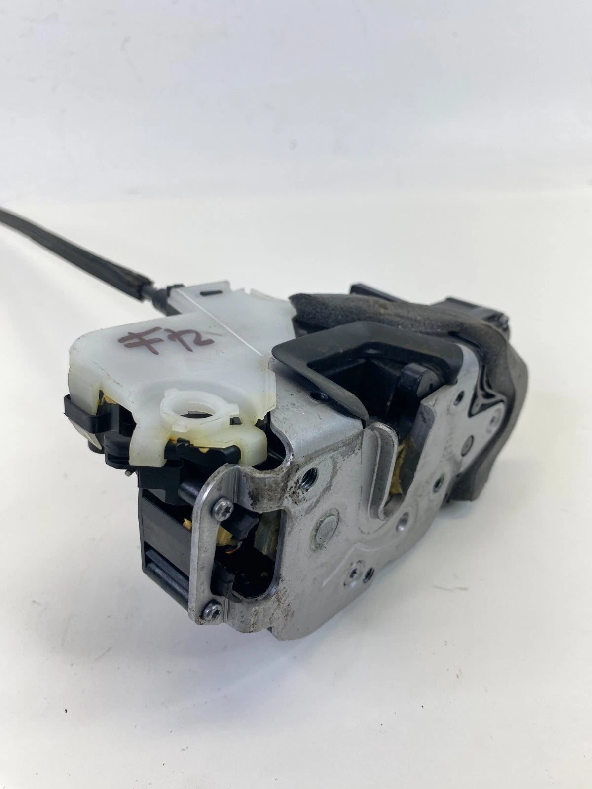 10-17 GMC TERRAIN EQUINOX FRONT RIGHT DOOR LOCK LATCH RELEASE ACTUATOR 13579523