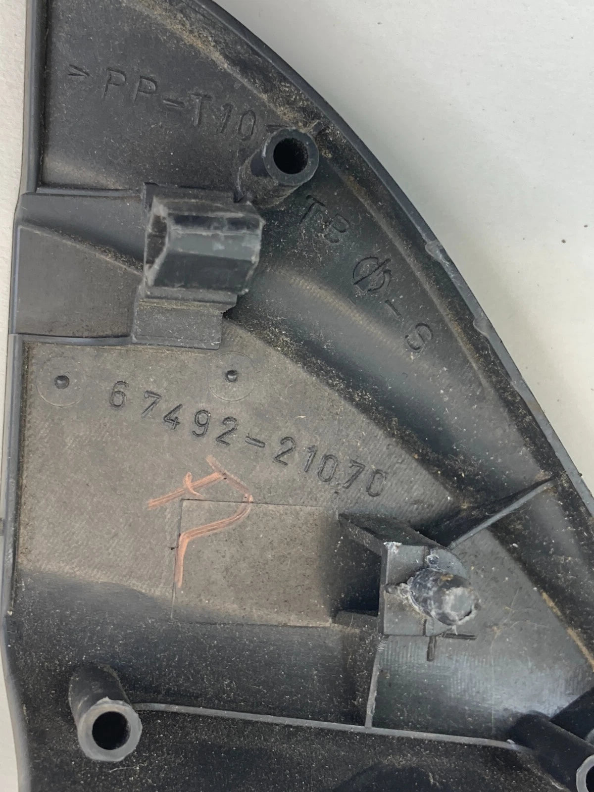 2005-2010 SCION TC FRONT LEFT DOOR INNER CORNER COVER 67492-21070 OEM