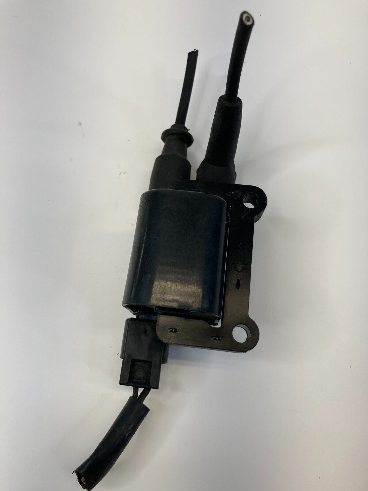 1997-2004 Mitsubishi Montero Sport 97-02 Montero 3.0L Ignition Coil Assy OEM