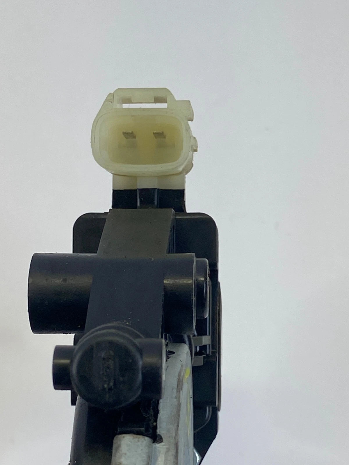 2010-2013 KIA FORTE REAR RIGHT POWER WINDOW REGULATOR MOTOR UNIT OEM 82460-1M000