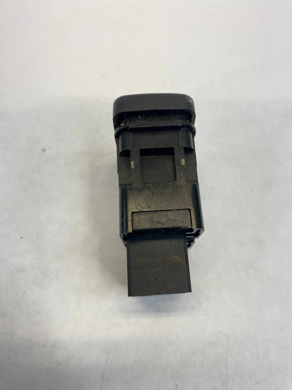 1999-2004 HONDA ODYSSEY INTERIOR DOOR DOME LIGHT LAMP OFF CONTROL SWITCH M23197