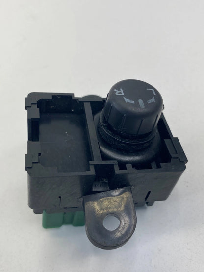 2003 2004 INFINITI G35 FRONT LEFT DRIVER SIDE MIRROR ADJUSTMENT SWITCH ASSEMBLY