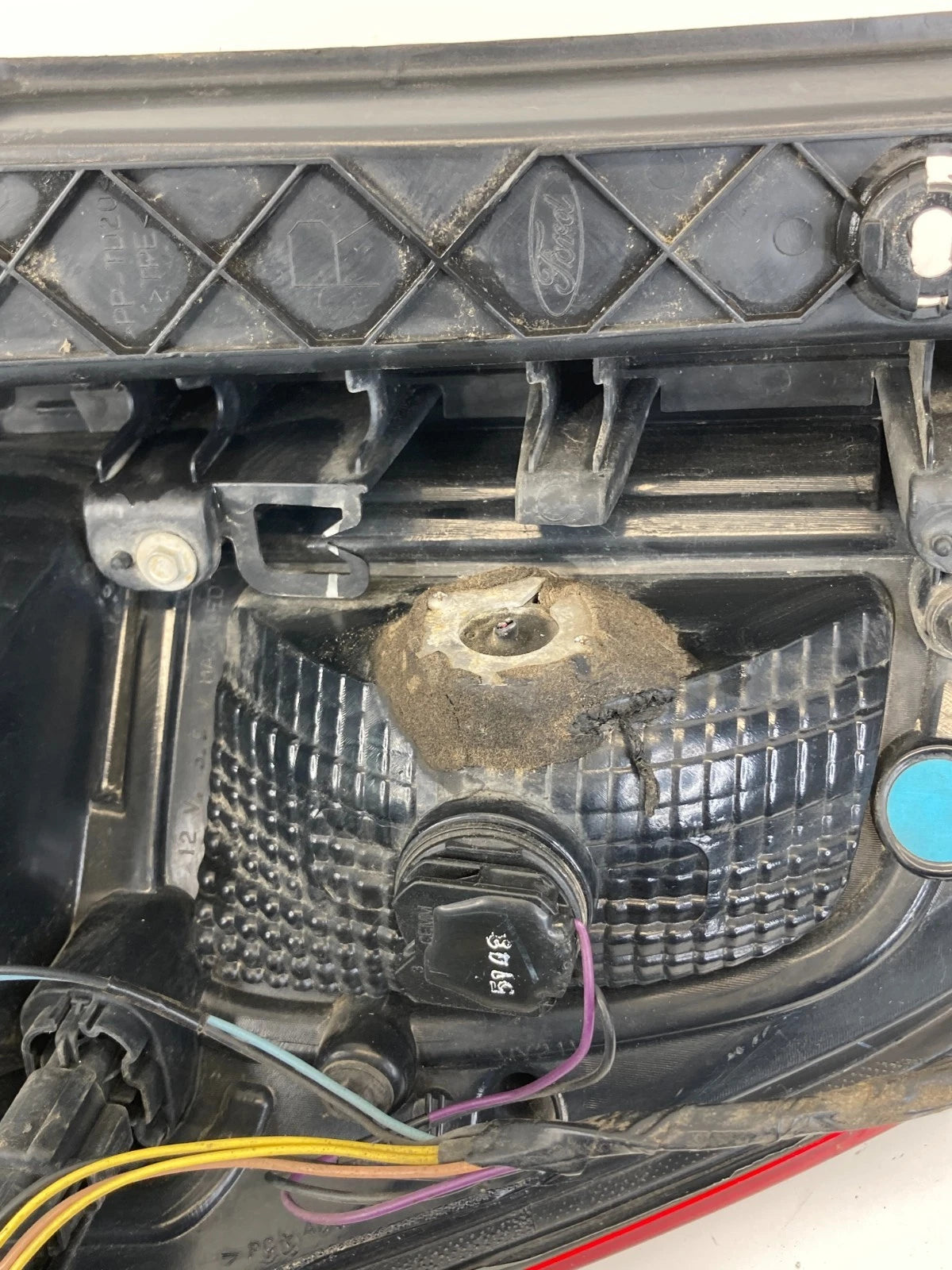 2011-2015 FORD EXPLORER 2013-2015 INTERCEPTOR UTILITY RIGHT TAIL LIGHT TAILLIGHT