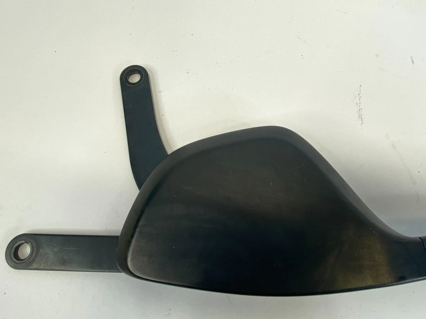 2004-2009 TOYOTA PRIUS FRONT LEFT AND RIGHT WINDSHIELD WIPER ARM PAIR SET OEM