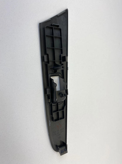 2004-2009 MAZDA 3 MAZDA3 REAR RIGHT DOOR POWER WINDOW SWITCH BEZEL B37F-68-5L1