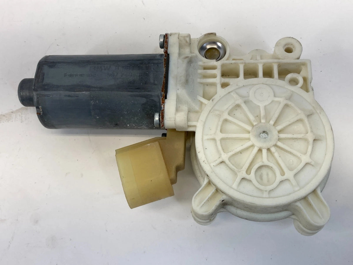 04 05 06 07 BMW 525I FRONT LEFT DRIVER SIDE POWER DOOR WINDOW MOTOR OEM