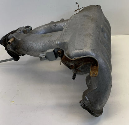 98 99 00 01 02 03 04 05 LEXUS GS300 3.0L V6 UPPER INTAKE MANIFOLD ASSEMBLY OEM