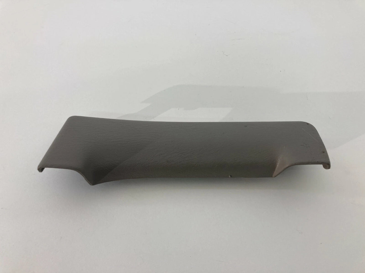 01-06 TOYOTA SEQUOIA LEFT DRIVER SIDE PILLAR HANDLE COVER TRIM PANEL 74638-0C010