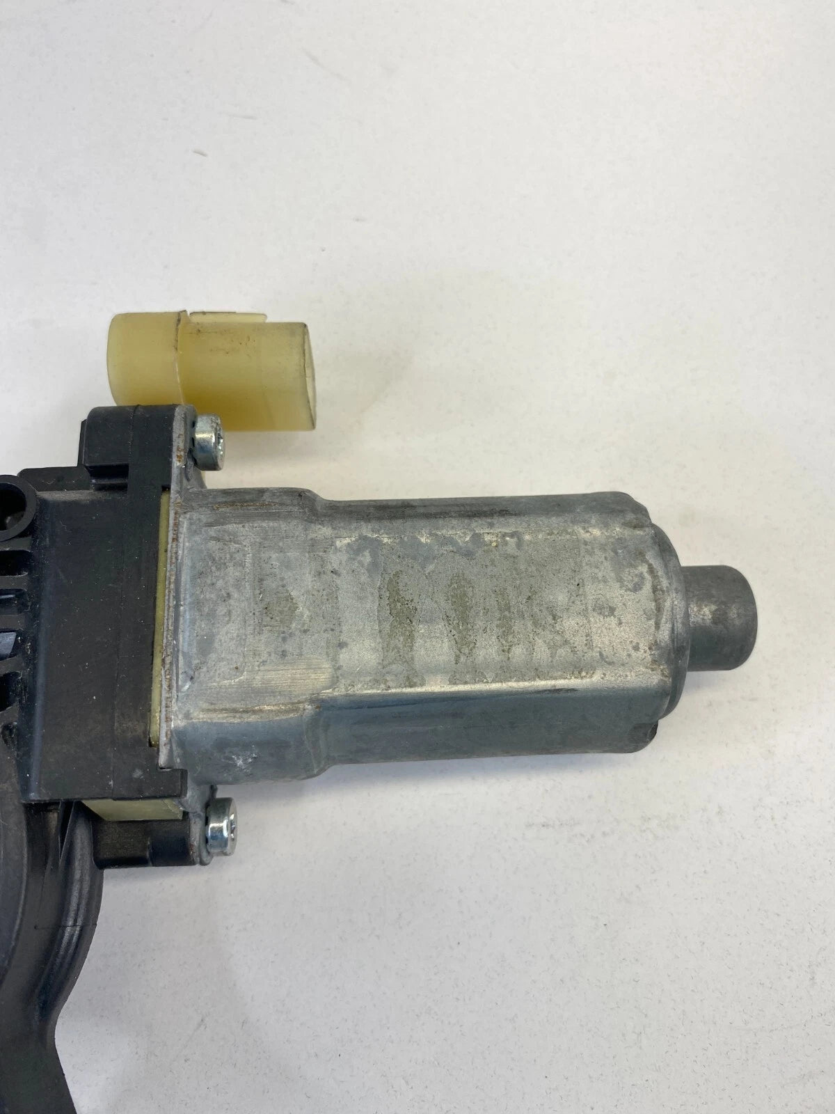 2006-2011 KIA RIO5 RIO 5 FRONT LEFT DRIVER DOOR SIDE POWER WINDOW MOTOR OEM