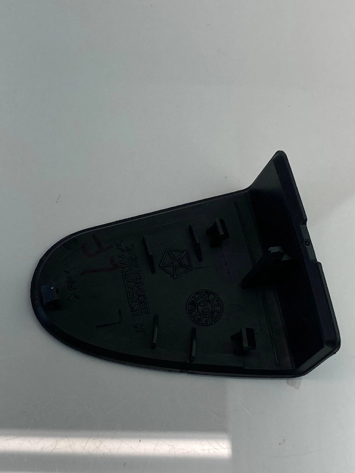 07-17 JEEP PATRIOT DRIVER LEFT FRONT DOOR MIRROR FLAG TRIM COVER OEM 1KT57TRMAA