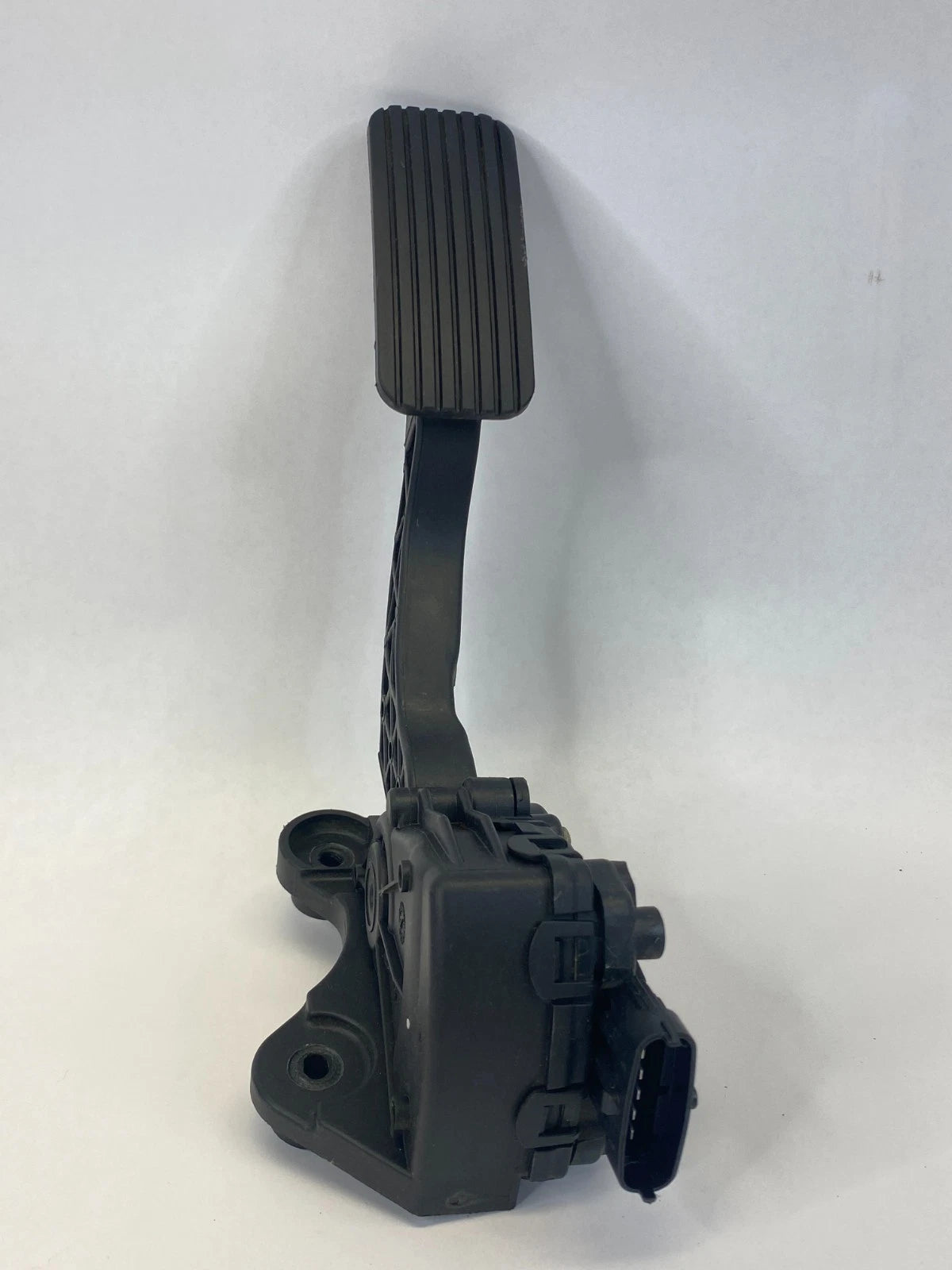 2010-2013 KIA FORTE ACCELERATOR GAS PEDAL POSITION SENSOR ASSY OEM FACTORY