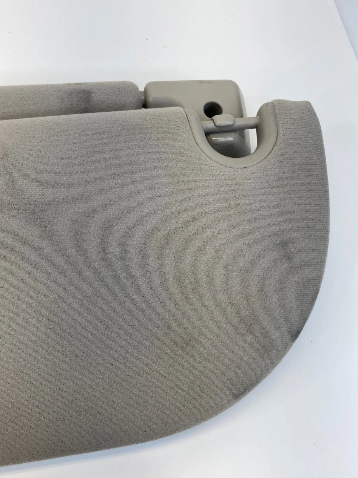 07-09 FORD EXPEDITION FRONT RIGHT SUNVISOR SUN VISOR SHADE W/ ILLUMINATE MIRROR