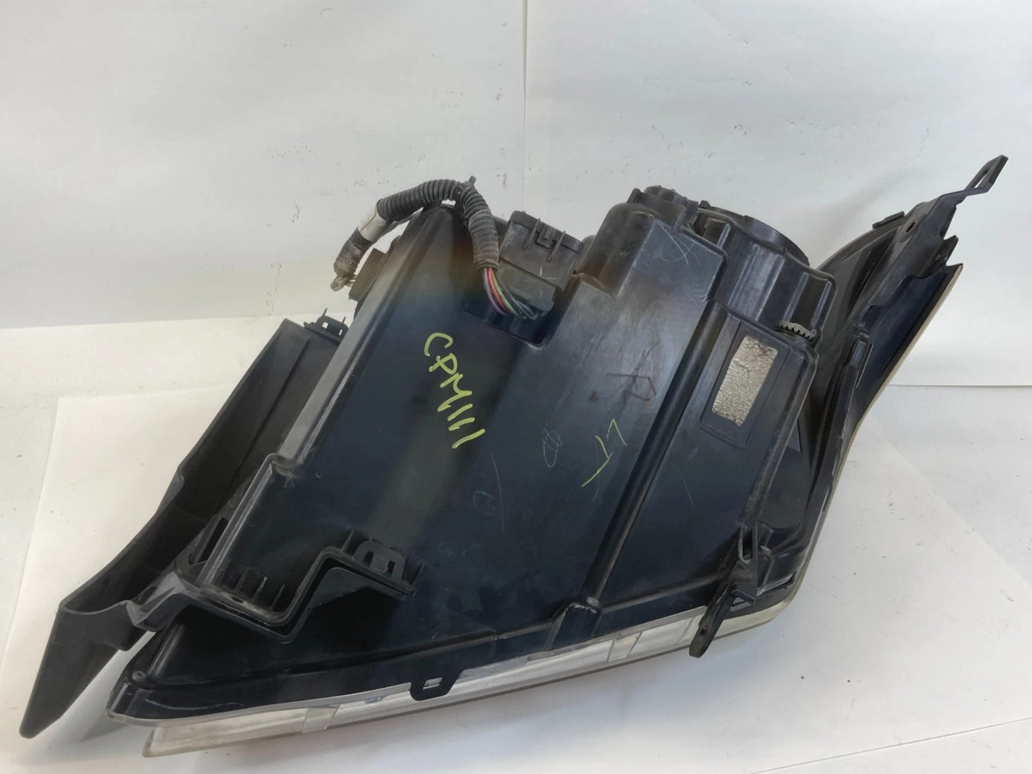 2010-2016 CADILLAC SRX LEFT DRIVER SIDE HALOGEN HEADLIGHT HEADLAMP 9483270 OEM