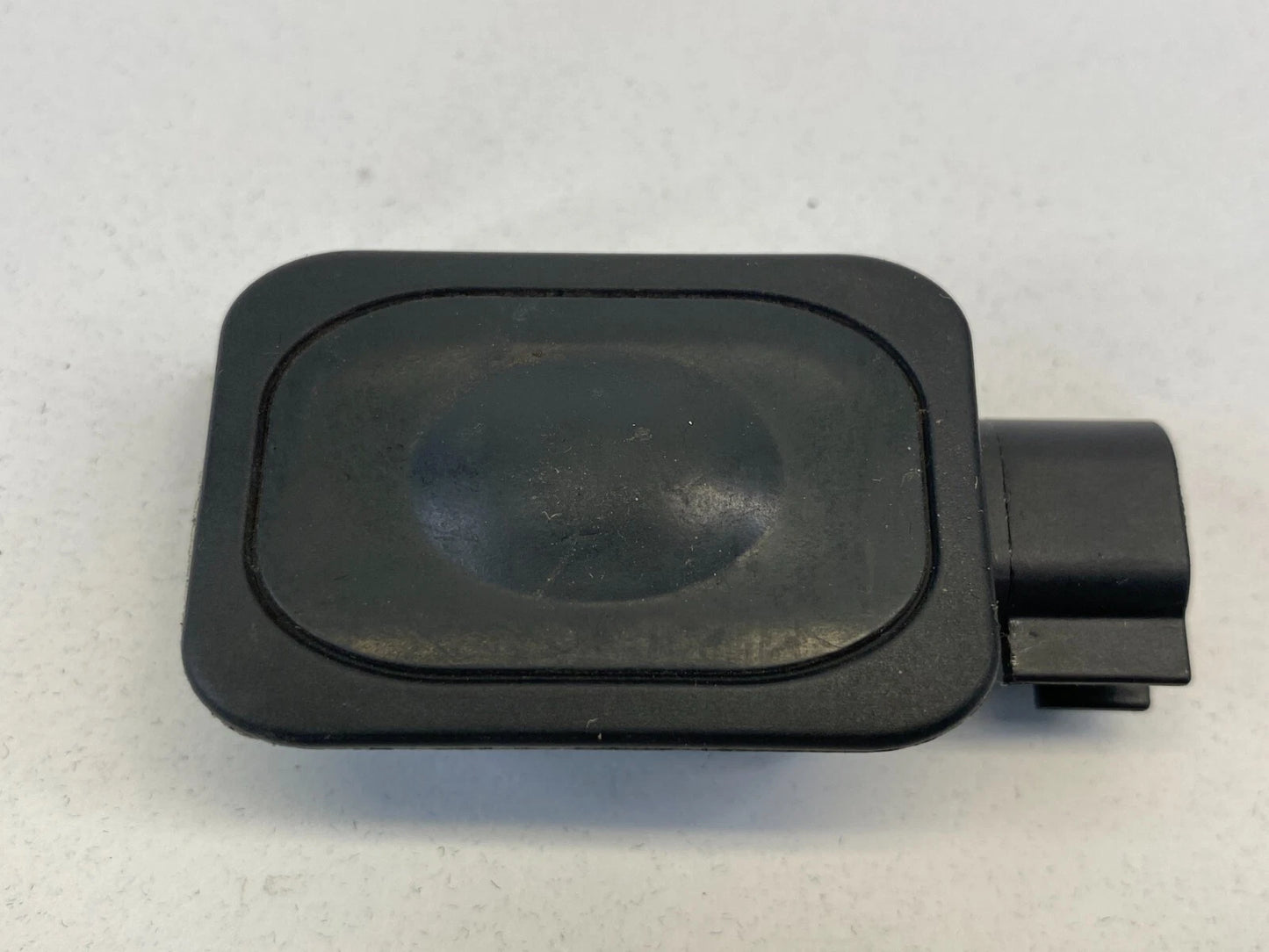 11-15 LINCOLN MKX BASE TRUNK LIFTGATE RELEASE BACK DOOR SWITCH 1L2T-14K147-AA