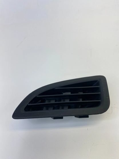 2011-2016 HYUNDAI ELANTRA SEDAN RIGHT DASH DEFROSTER A/C AC AIR VENT GRILLE OEM