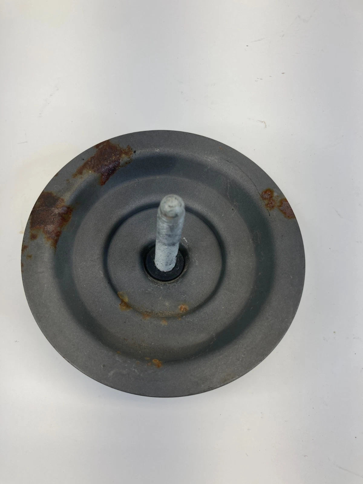 2012-2015 CHEVROLET CAPTIVA SPORT SPARE TIRE HOLDER RETAINER HOLD DOWN BOLT ASSY