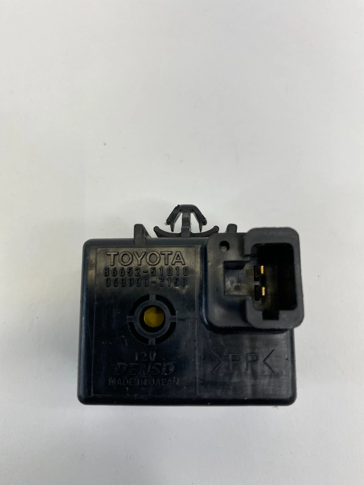 2003-2007 TOYOTA SEQUOIA SKID CONTROL WARNING BUZZER SWITCH DENSO 86652-51010
