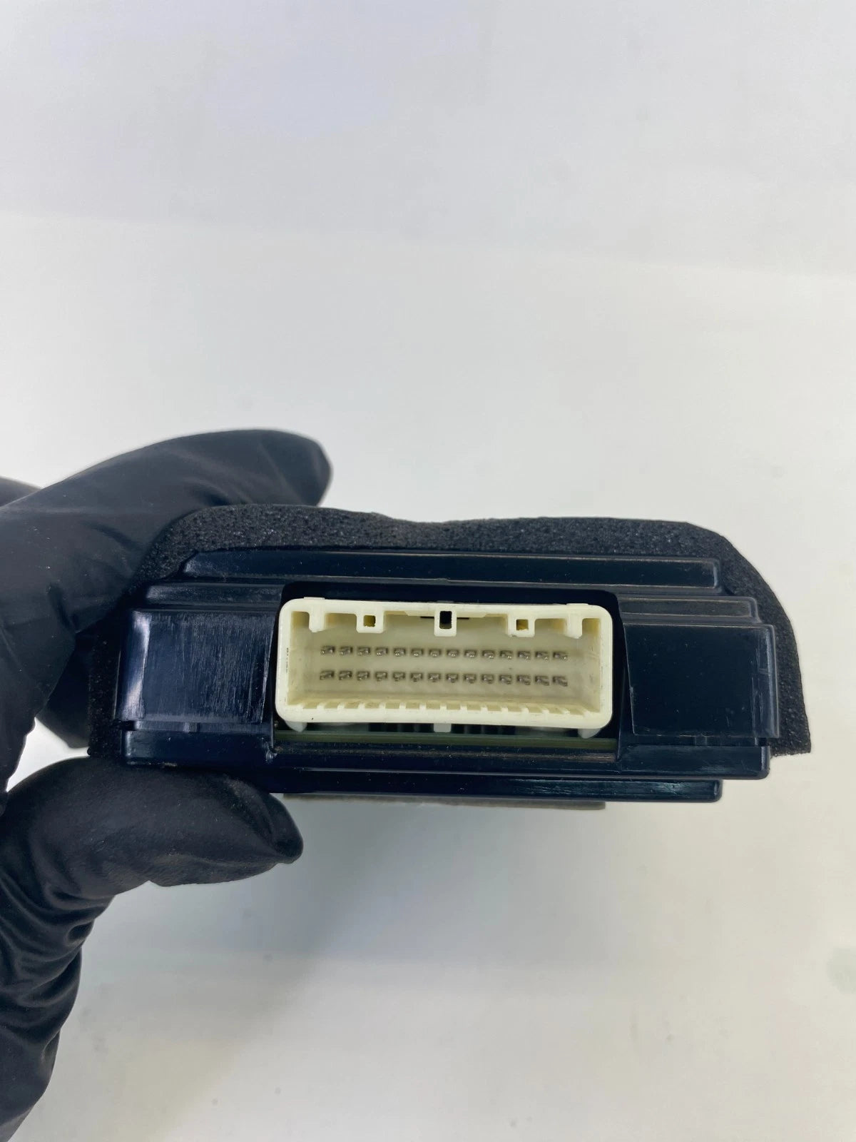 2013-2015 Nissan Rogue Bluetooth Communication Module Control 999Q3-GY001 OEM