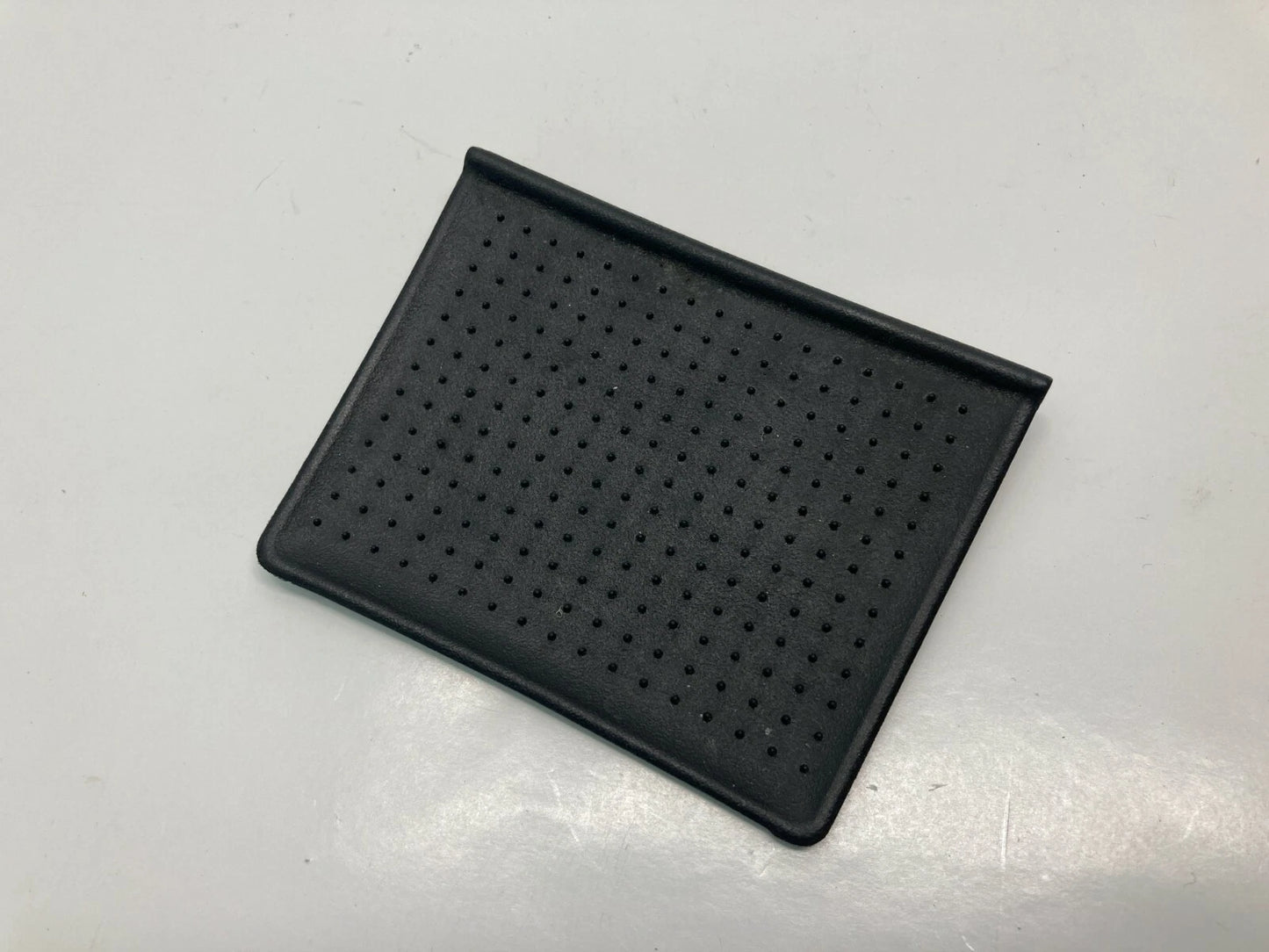 2001-2005 PONTIAC AZTEK DASHBOARD INSTRUMENT PANEL RUBBER MAT LINER 10409324 OEM