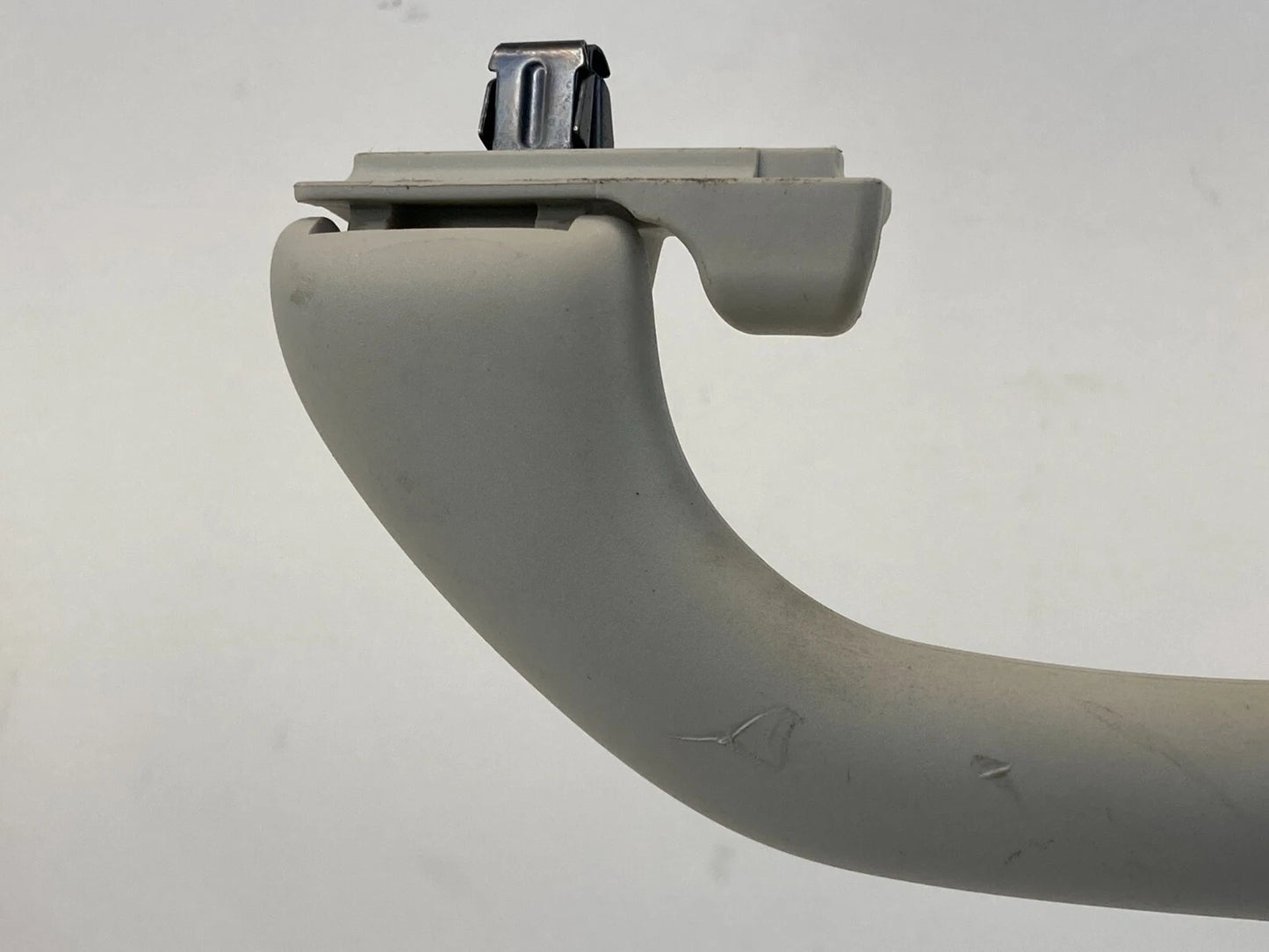 2012-2022 VOLKSWAGEN PASSAT ROOF REAR RIGHT PASSENGER INNER GRAB GRIP HANDLE OEM