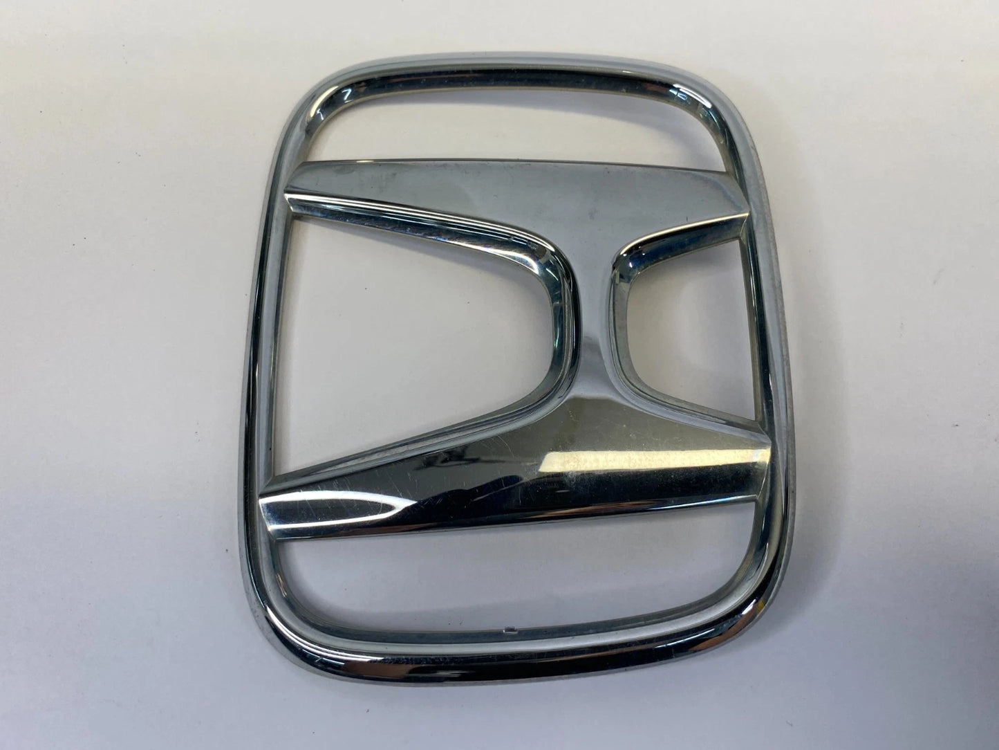 2005-2010 HONDA ODYSSEY REAR LOGO MARK EMBLEM BADGE 75701-SHJ-A000 OEM FACTORY