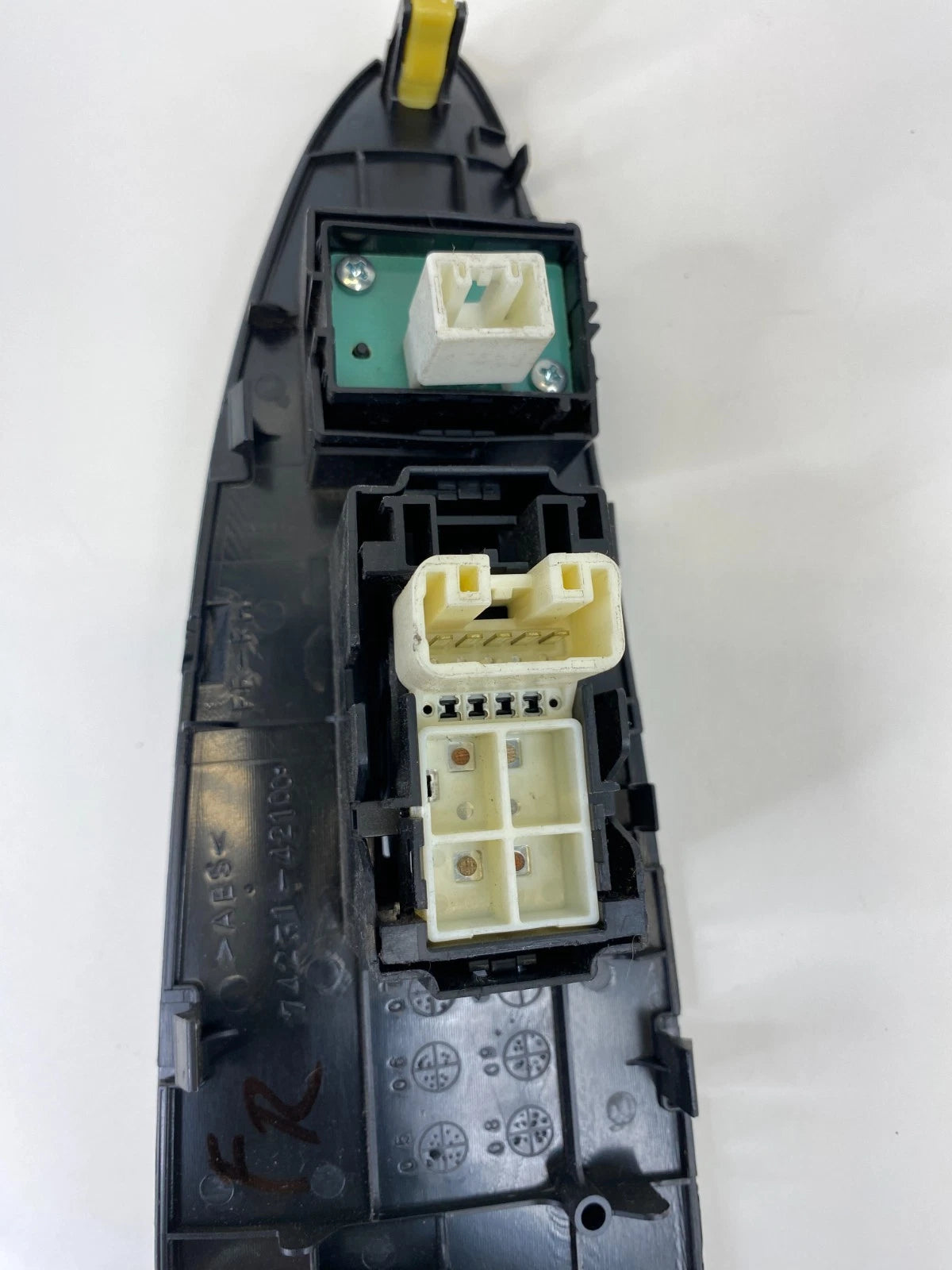 2006-2012 TOYOTA RAV4 FRONT RIGHT PASSENGER WINDOW SWITCH & BEZEL 74231-42100