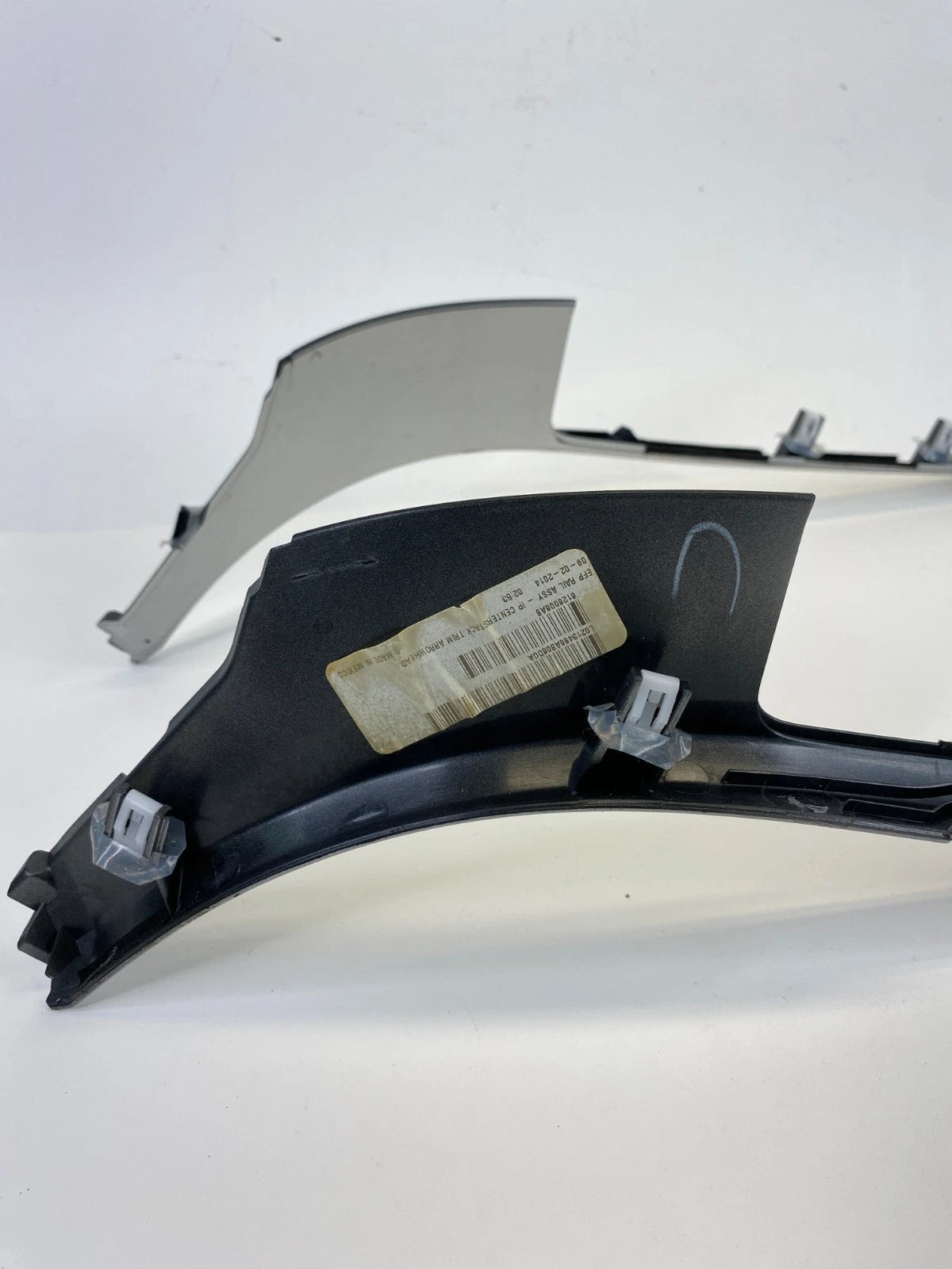 2013-2016 Ford Fusion Dash Radio Trim Center Radio Surround Bezel OEM