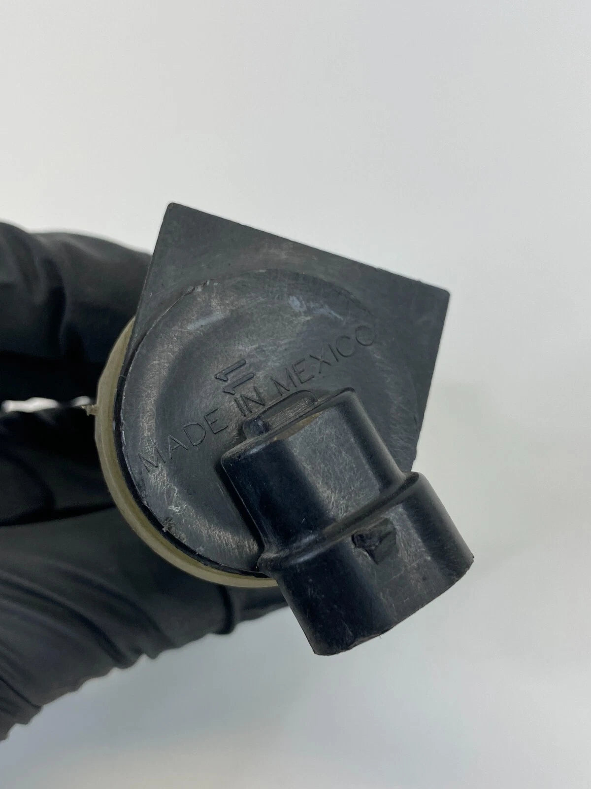 2009-2017 CHEVROLET TRAVERSE WINDSHIELD WASHER TANK FLUID LEVEL SENSOR OEM