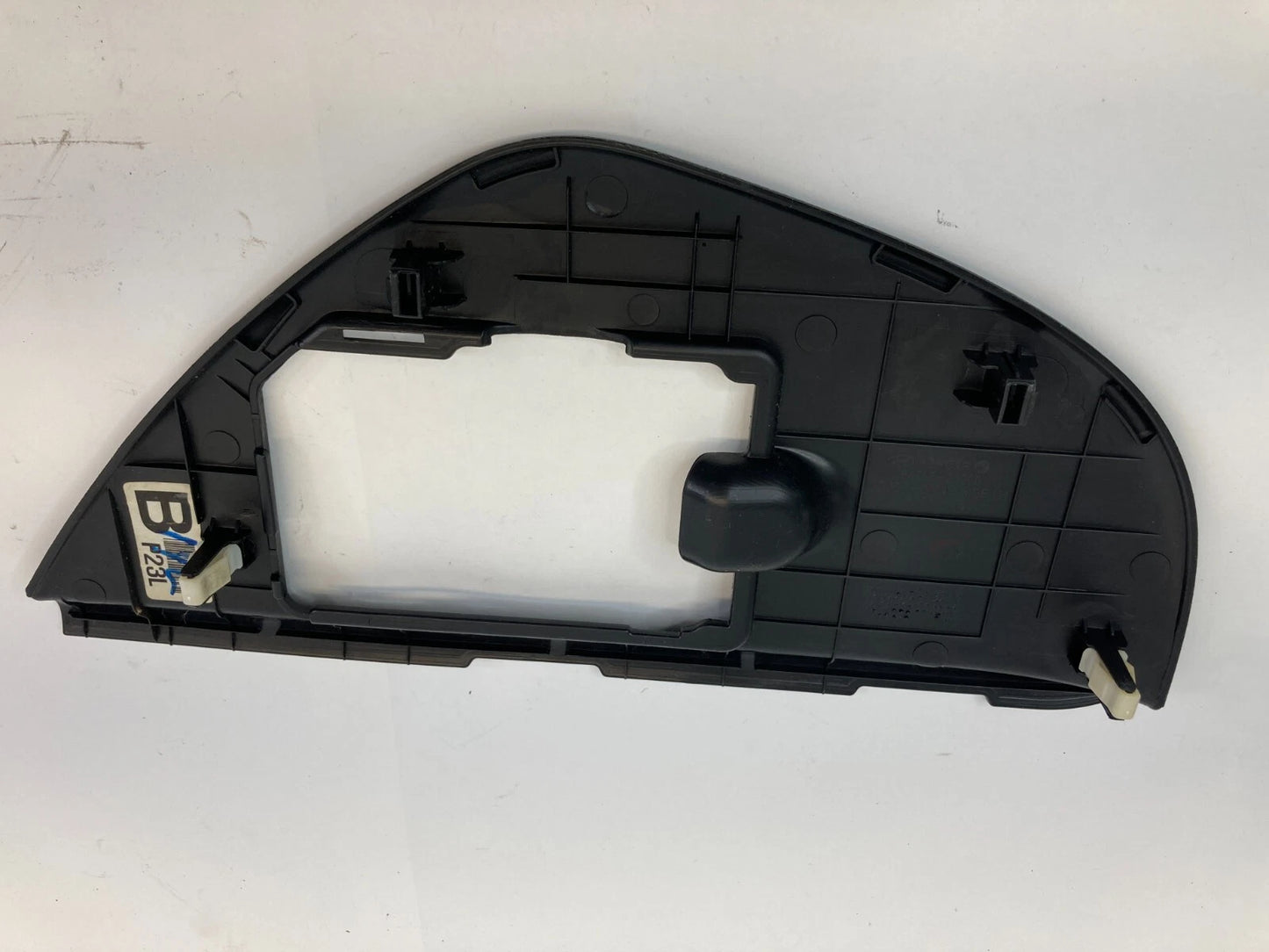 2010 HYUNDAI ELANTRA LEFT DRIVER SIDE DASH END CAP COVER BEZEL TRIM 84716-2H000