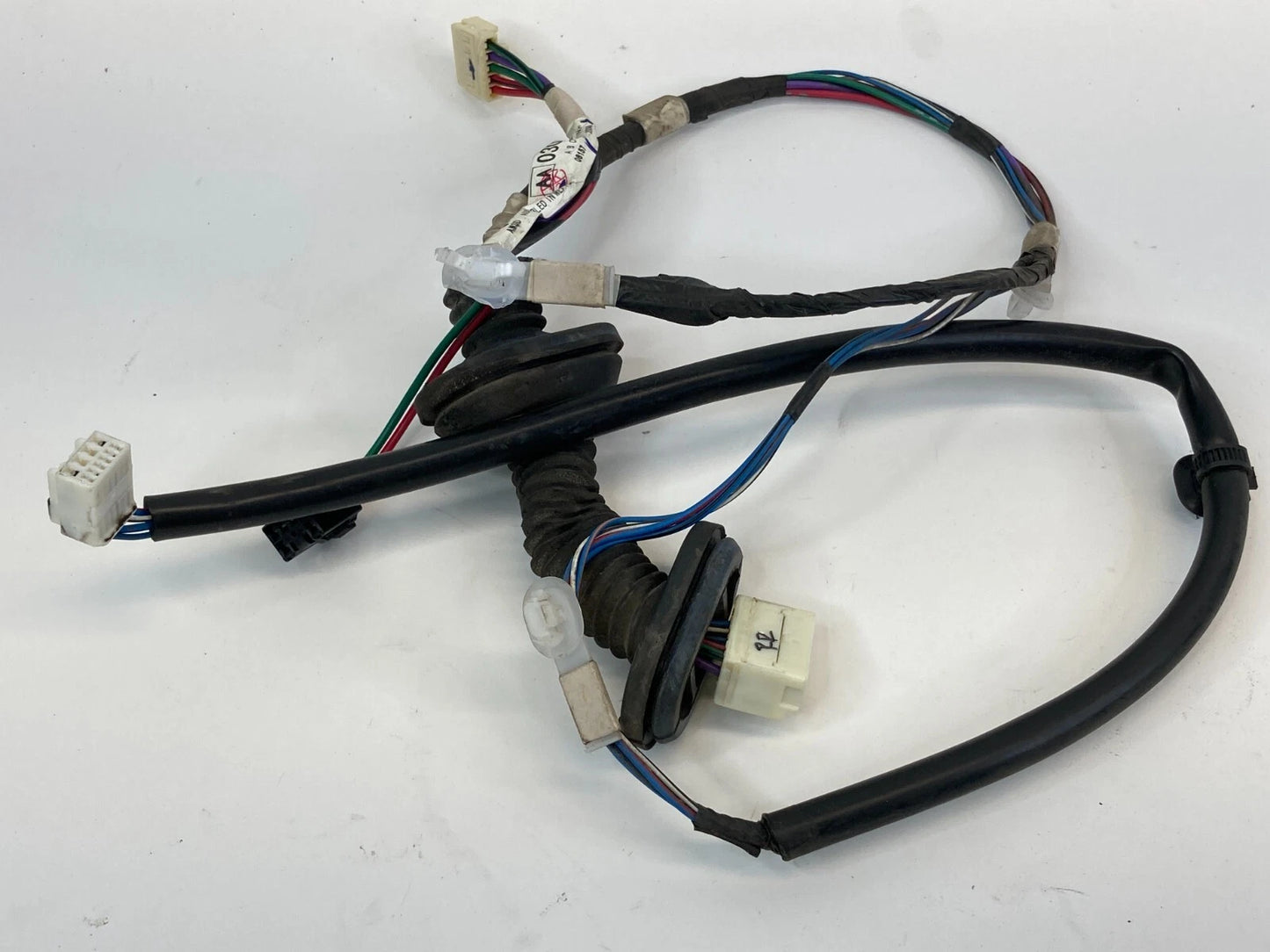 2002-2006 TOYOTA CAMRY REAR RIGHT DOOR HARNESS WIRE WIRING CABLE 82153-AA030-C