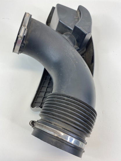 06-10 BMW 550i 650i 4.8L Air Intake Engine Resonator Tube Duct 13717533931