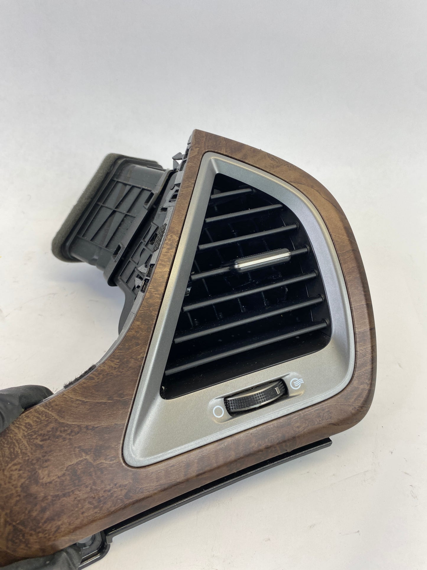 2018 HYUNDAI SANTA FE SPORT DASH AIR VENT LOUVER FR RH OUTER OEM