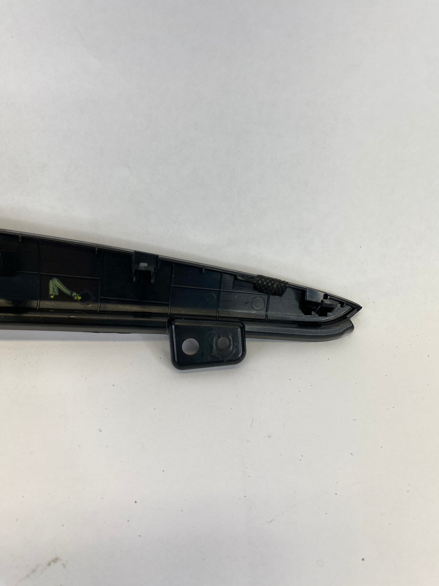 2018 HYUNDAI SANTA FE SPORT DASH AIR VENT LOUVER FR RH OUTER OEM