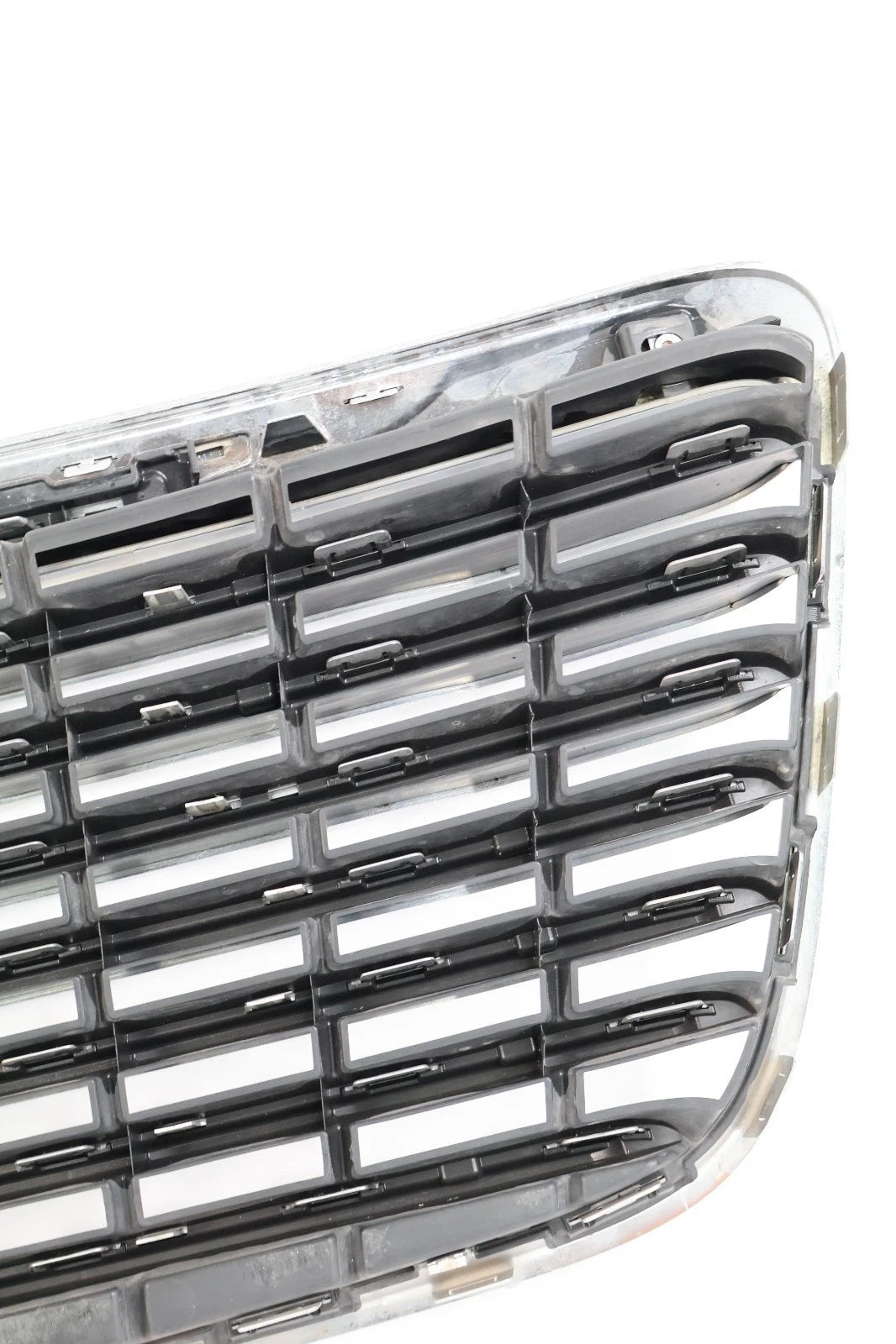 2011-2014 CHRYSLER 300 FRONT BUMPER UPPER GRILLE GRILL MESH CHROME OEM FACTORY