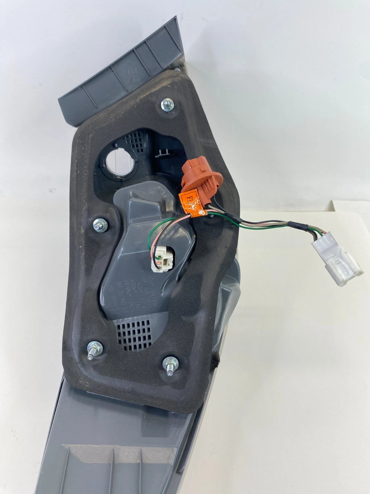 2011-2015 Hyundai Sonata HYBRID Right Passenger Tail Light Taillight Outer OEM