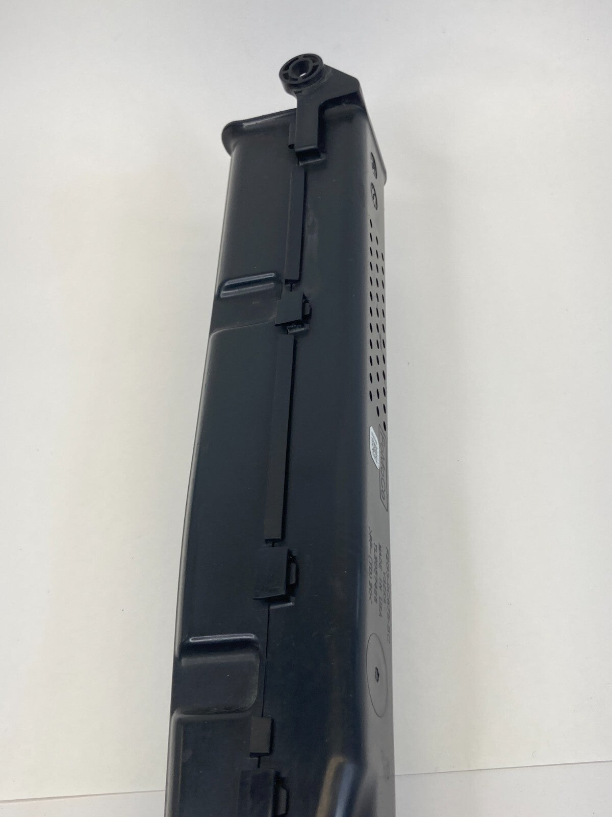 2015-2018 Ford Edge 2.0L L4 Air Cleaner Intake Tube Duct Assembly F2G3-9C675-BC