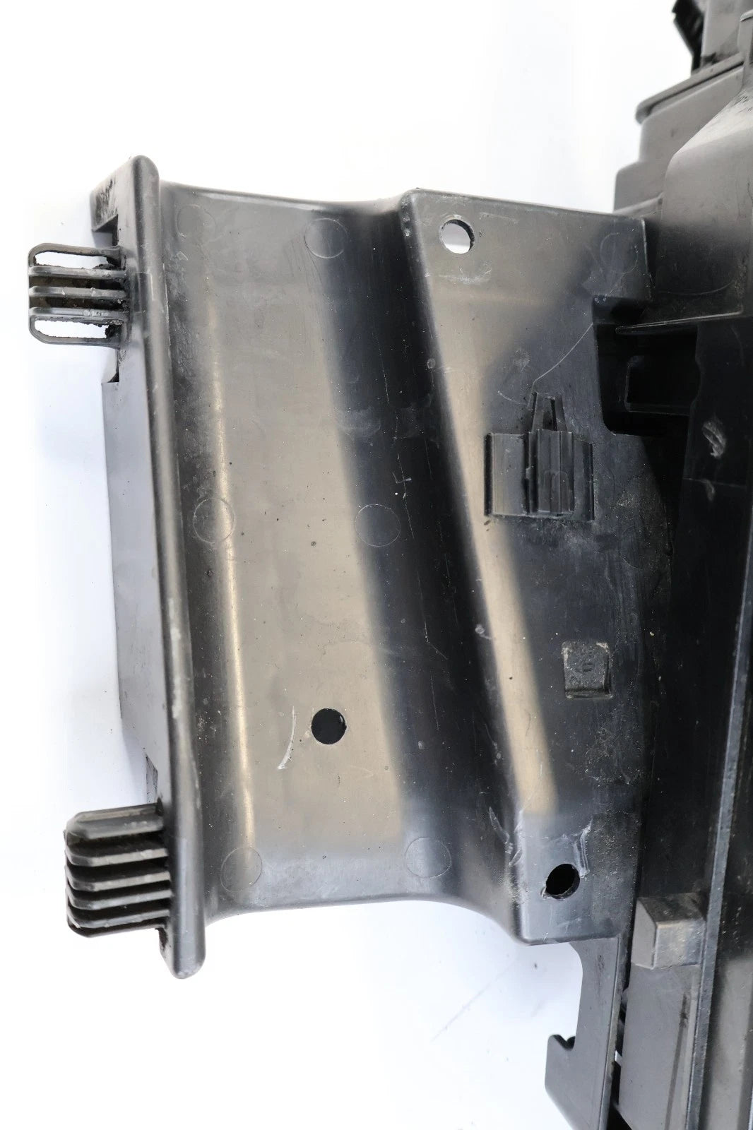 2016-2018 CHEVROLET CRUZE 1.4 TURBO ENGINE FUSE BOX COMPARTMENT BLOCK 42571925