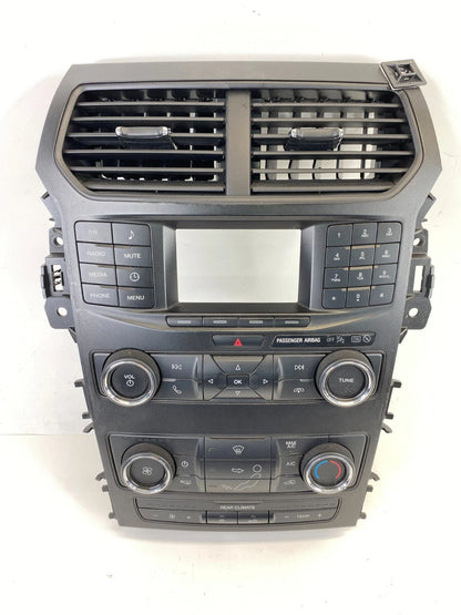18 19 FORD EXPLORER RADIO & CLIMATE CONTROL TRIM BEZEL W/AIR VENT JB5T-18A802-LB
