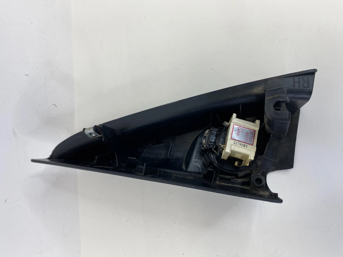 2004-2009 TOYOTA PRIUS FRONT RIGHT PASSENGER TWEETER SPEAKER W/ COVER 6749147020