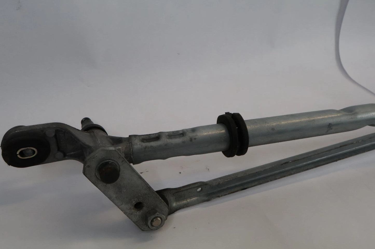 2016-2019 CHEVROLET CRUZE FRONT WINDSHIELD WIPER MOTOR W/ LINKAGE 3397021843 OEM