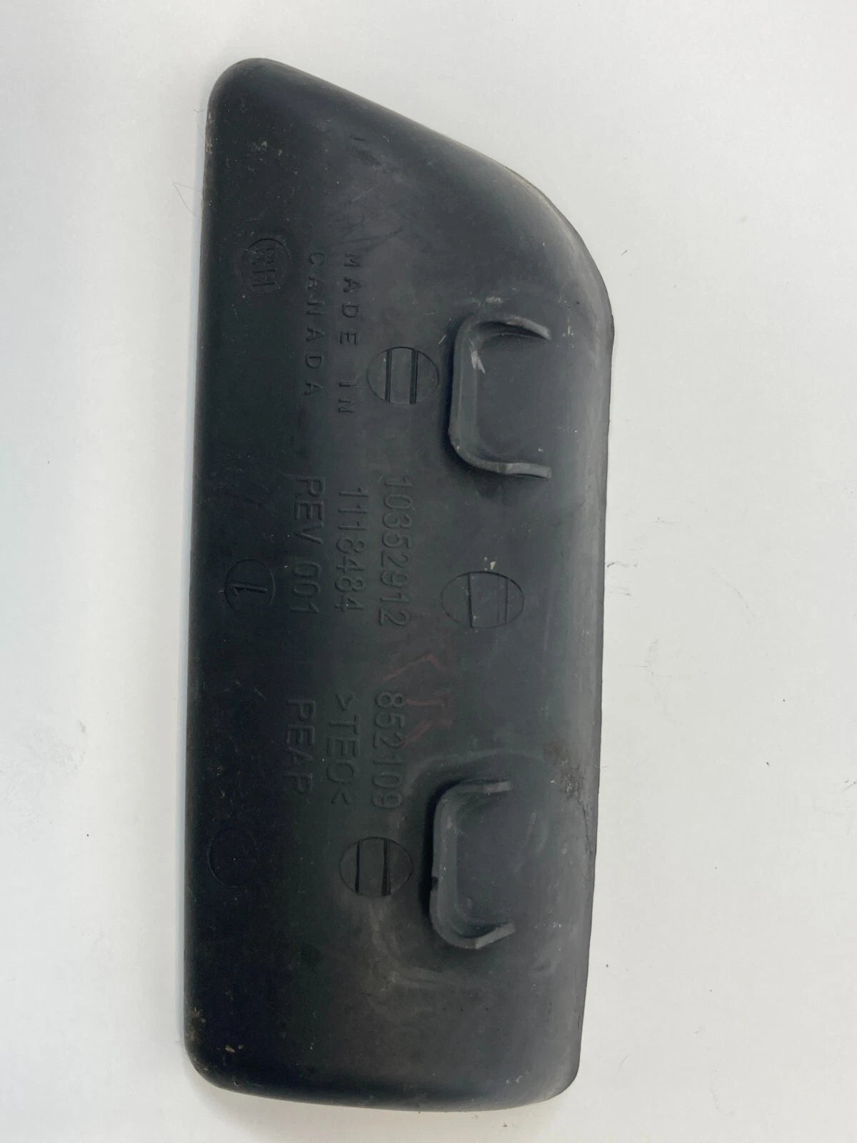 2006-2013 CHEVROLET IMPALA REAR RIGHT PULL HANDLE COVER SCREW CAP TRIM 10352912