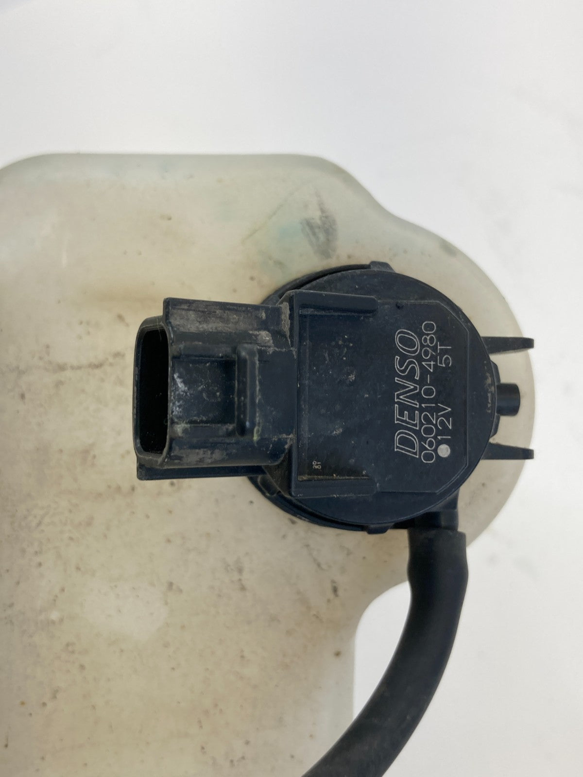 2013-2017 Honda Accord Windshield Wiper Washer Fluid Reservoir Bottle w/ Pump