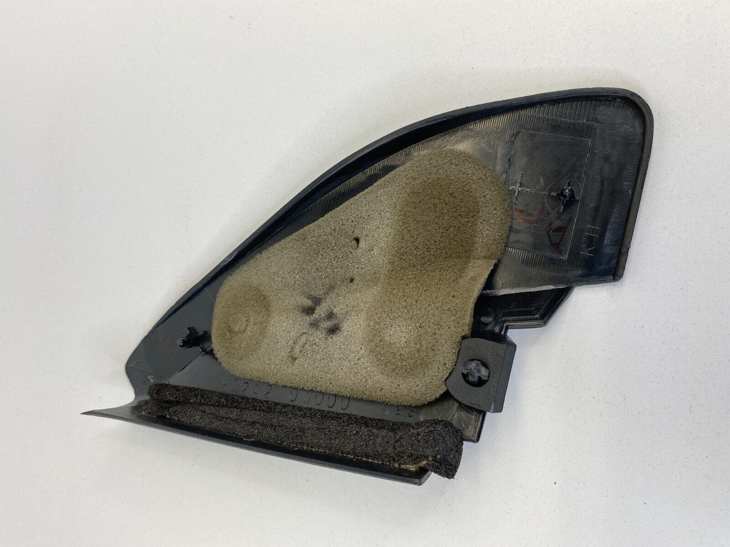 1997-2003 Infiniti QX4 Interior Front Right Passenger Corner Mirror Cover Trim