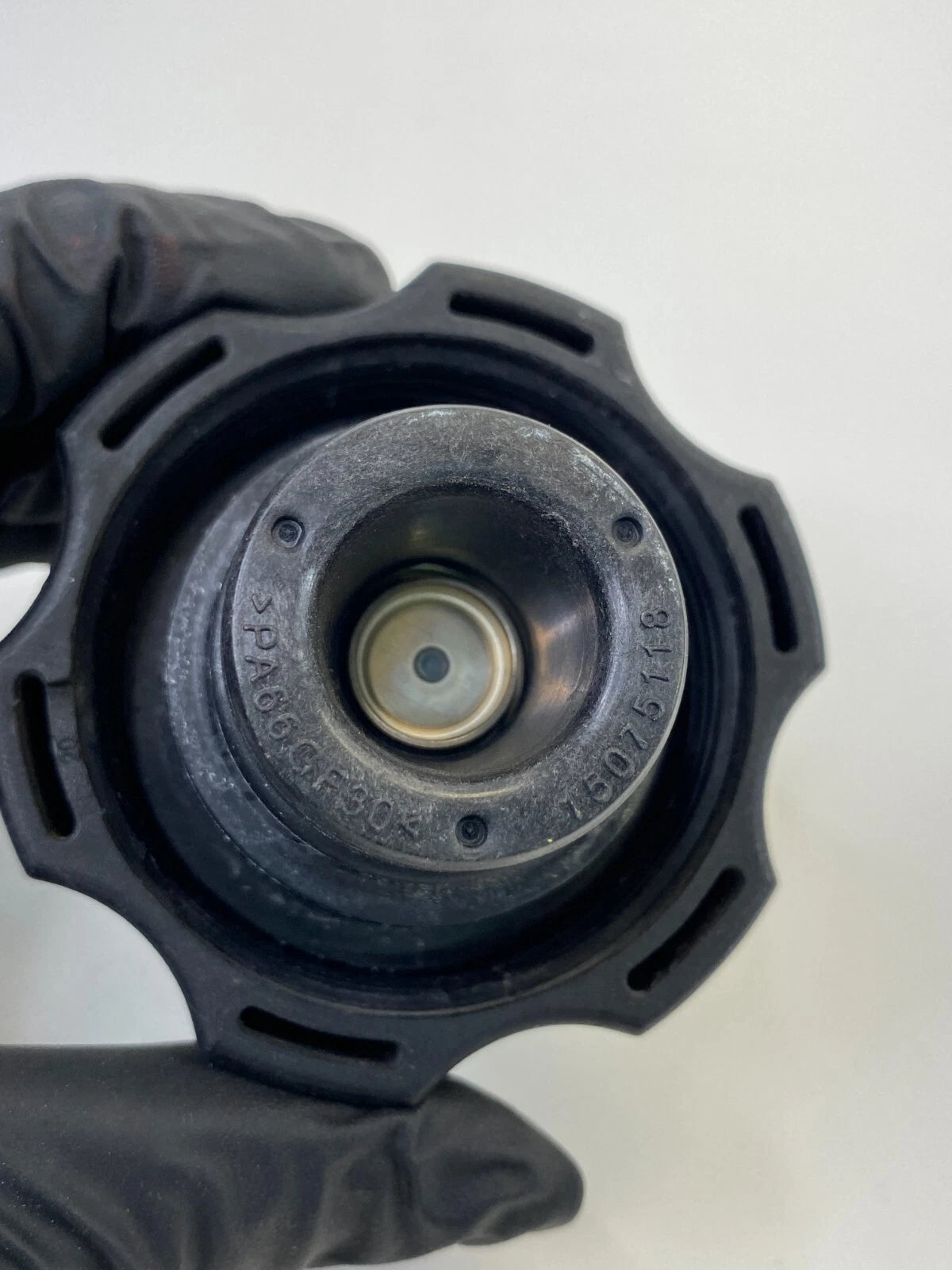 2010-2017 GMC TERRAIN RADIATOR EXPANSION COOLANT RESERVOIR TANK CAP 15075118 OEM