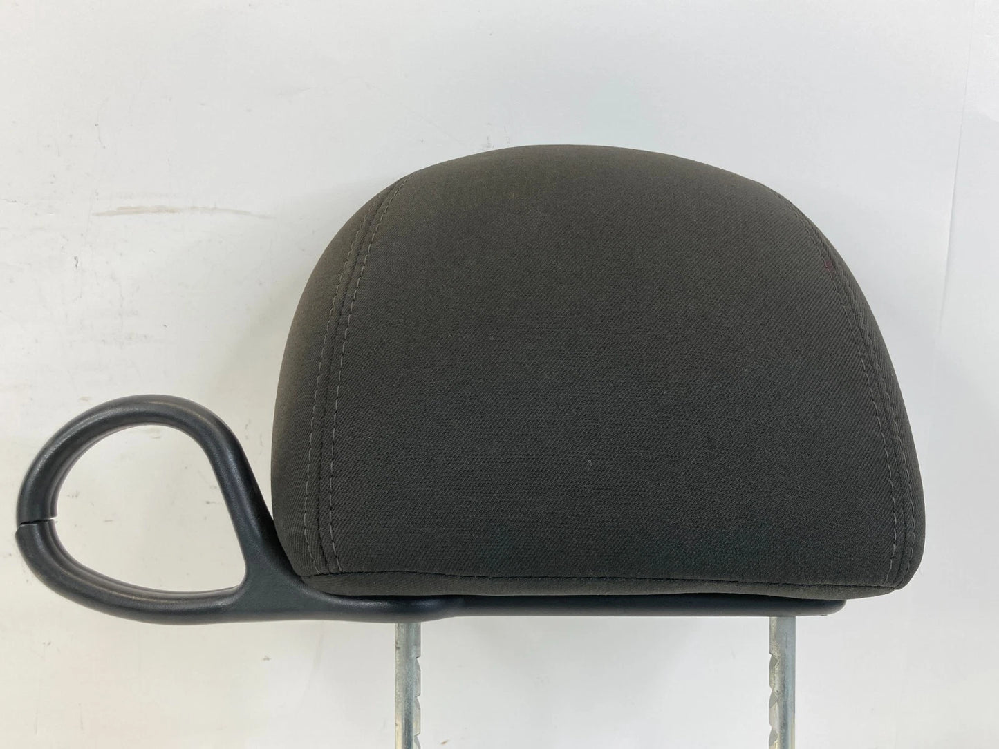 2005 CHRYSLER PT CRUISER FRONT LEFT DRIVER SIDE SEAT HEADREST CUSHIONED UNIT OEM