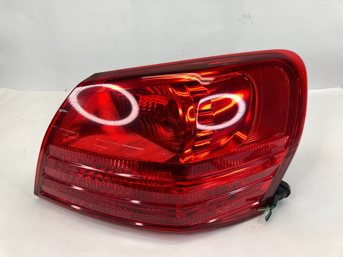 2008-2013 Nissan Rogue Rear Right Outer Tail Light Taillight Tail Lamp OEM