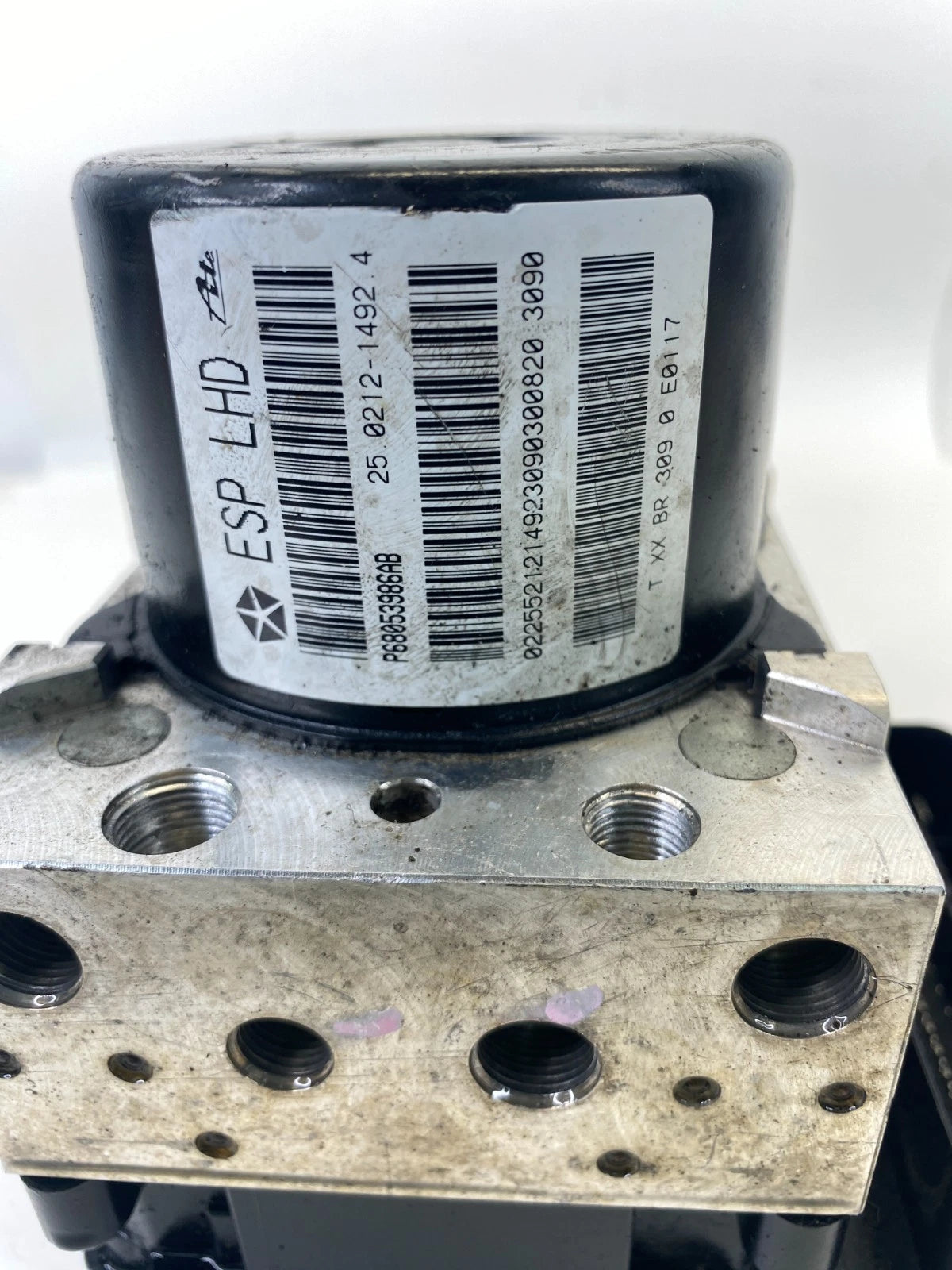 2010-2013 DODGE JOURNEY 3.5L AT FWD ABS PUMP ANTI LOCK BRAKE MODULE 68053986AB