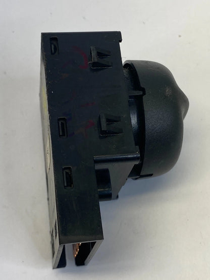 2002-2005 GMC ENVOY FRONT RIGHT PASSENGER SEAT LUMBAR SWITCH OEM