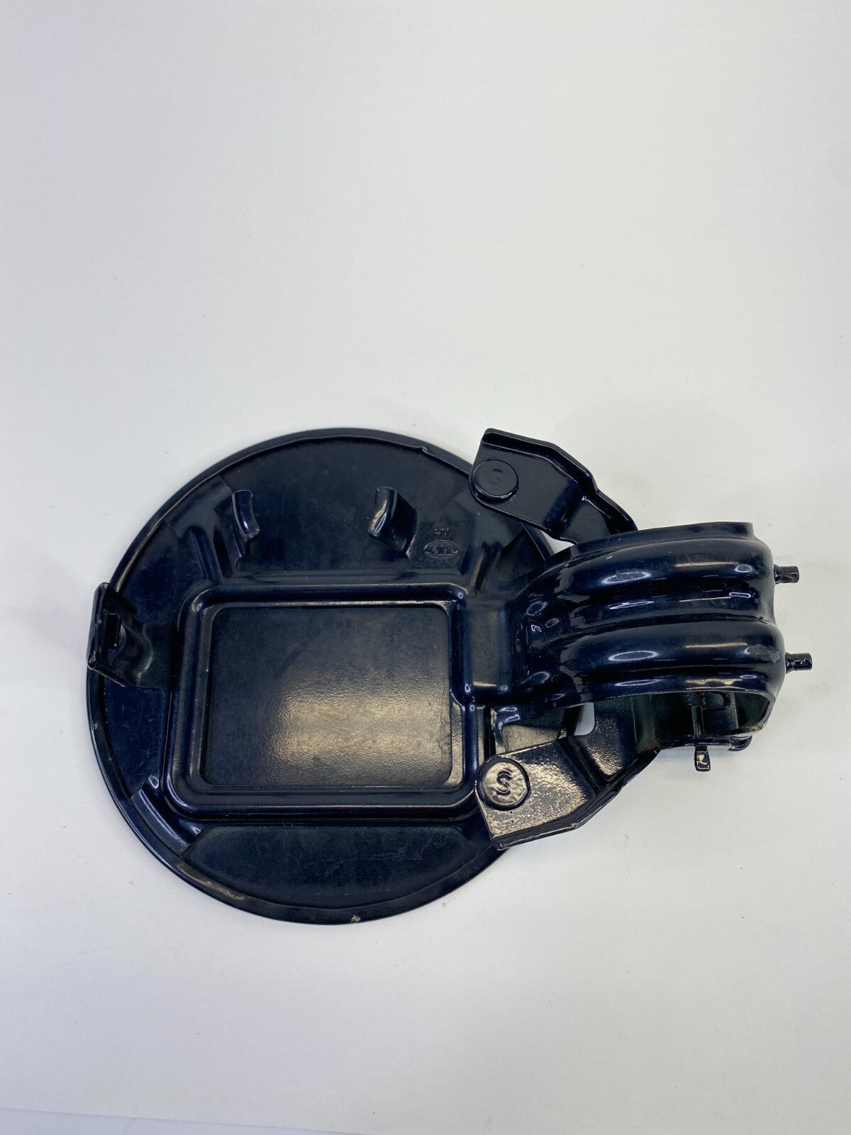 2009 2010 2011 Kia Borrego Fuel Filler Door Gas Lid Tank Cover OEM